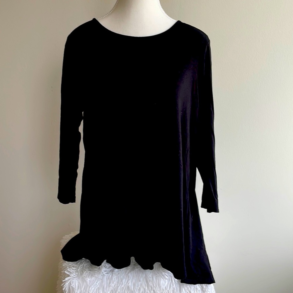 Women’s black dress shirt